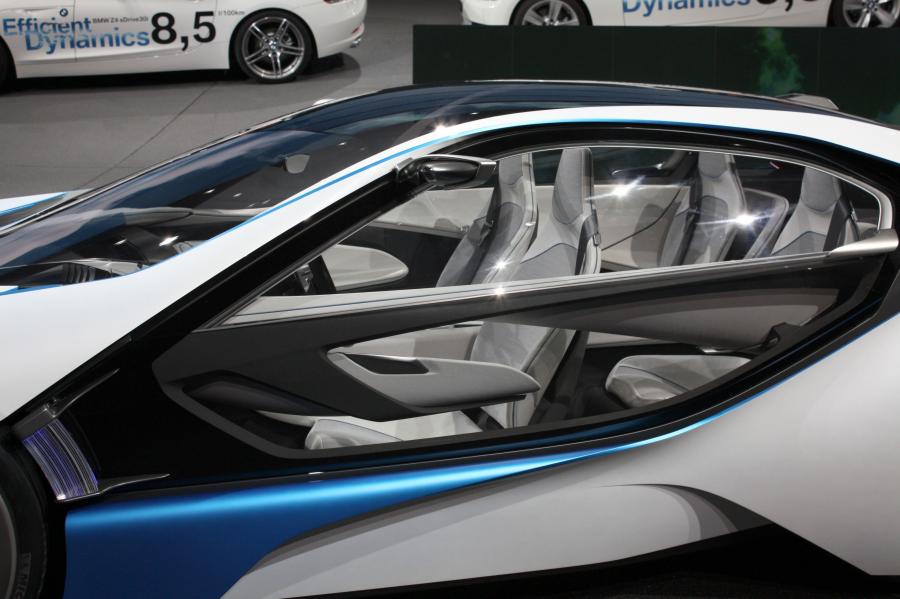  BMW Vision EfficientDynamics Concept 2009 года  (фото 104 из 206)